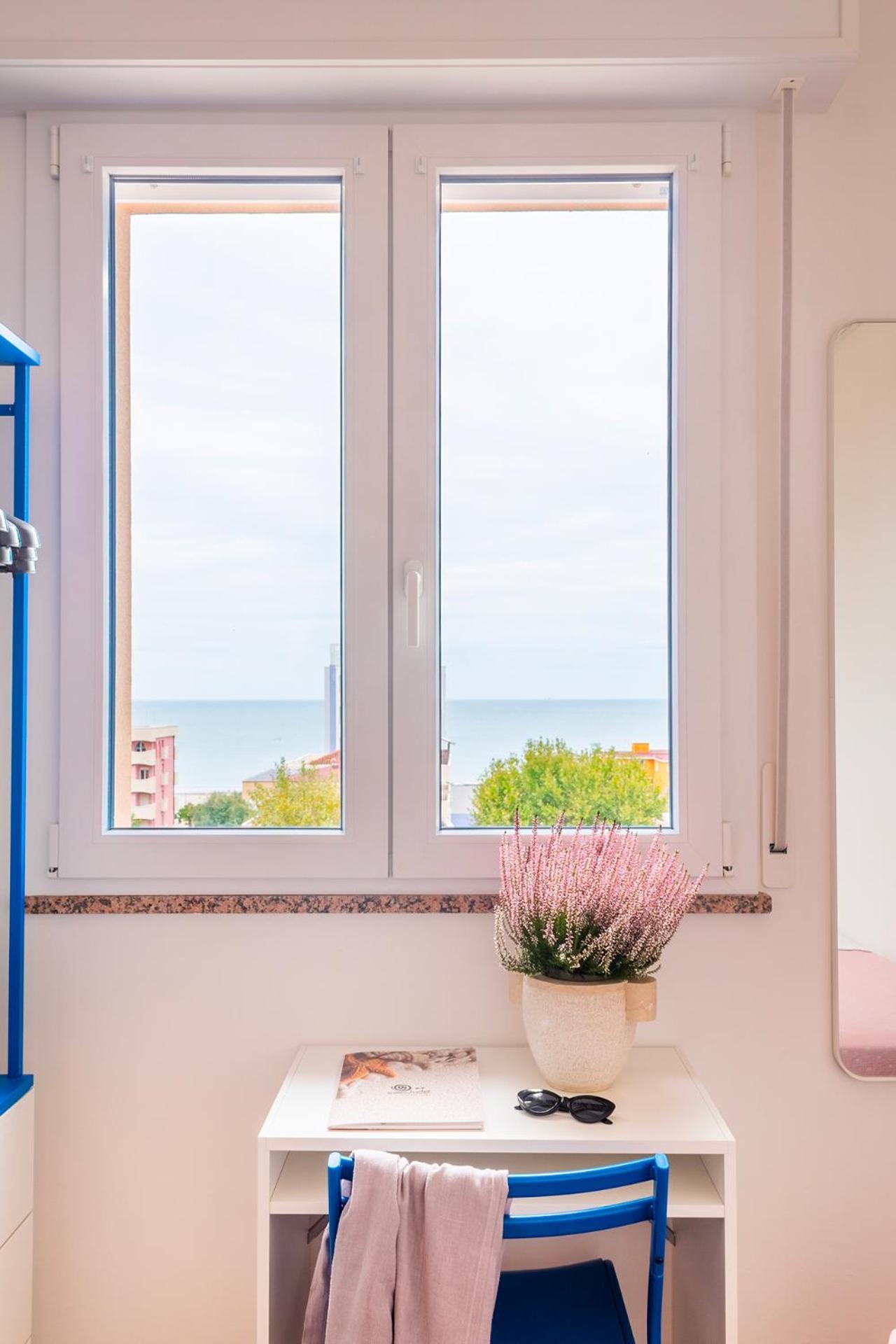 Mon Hotel ミザーノ・アドリアーティコ エクステリア 写真